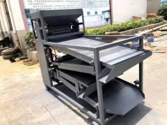 河南三門(mén)峽花椒篩選機(jī)廠家 底篩加長(zhǎng)的花椒清選篩 新型四層花椒篩